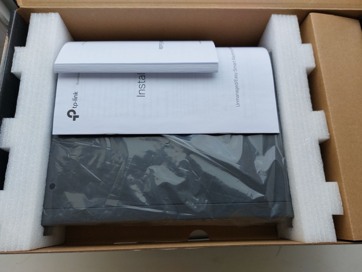 Продам коммутаторы tp-link