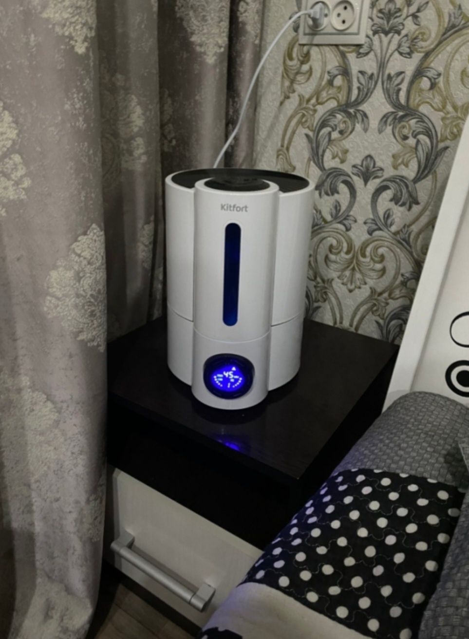 Продаю увлажнитель воздуха Kitfort KT-2801 белый ультразвуковой