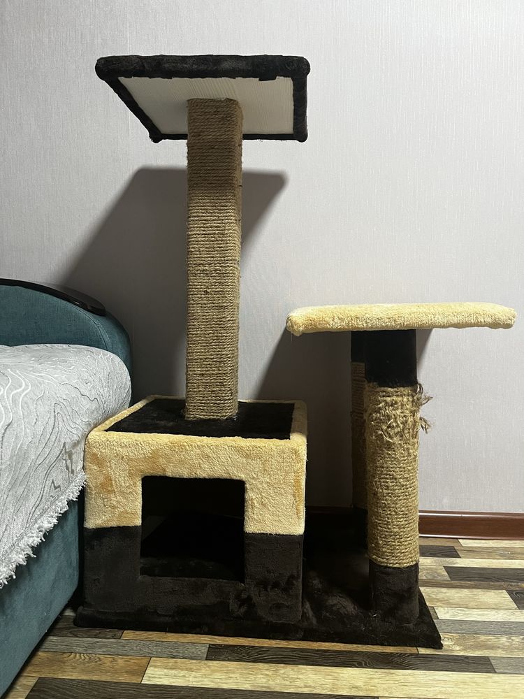 Продам когтеточку домик