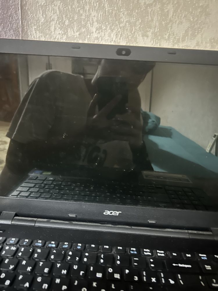Ноутбук acer в отличном состояний