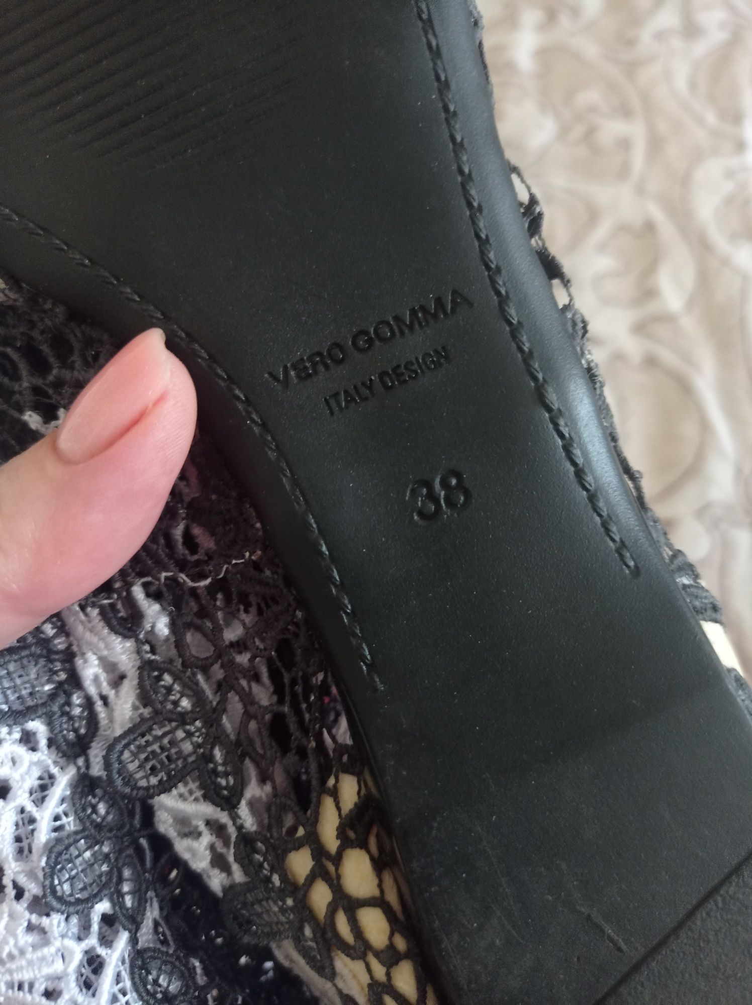 Продам летнюю обувь