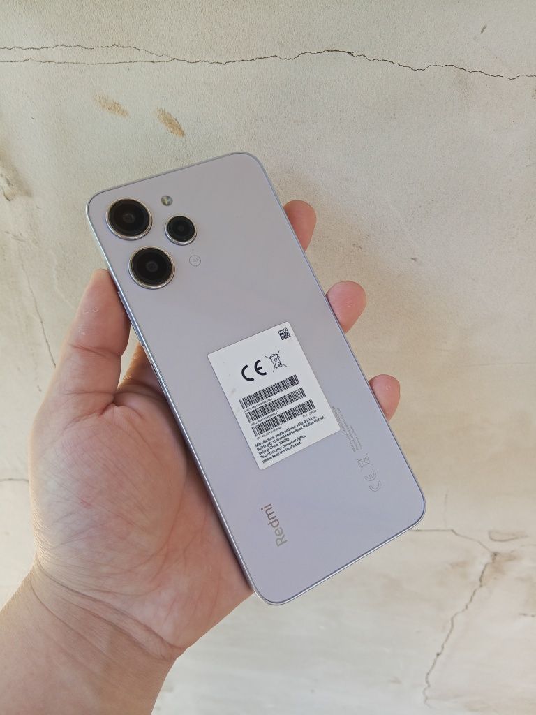 В продаже Redmi 12.
