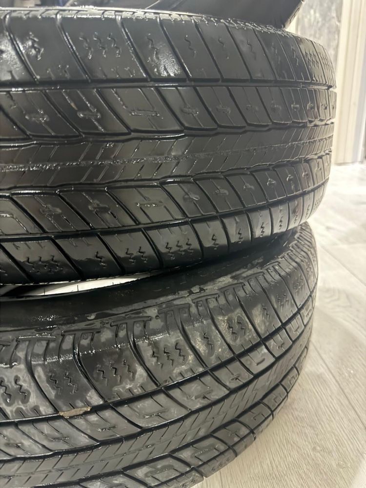 Шины  3 шт. 205/65 R 16 M+S.