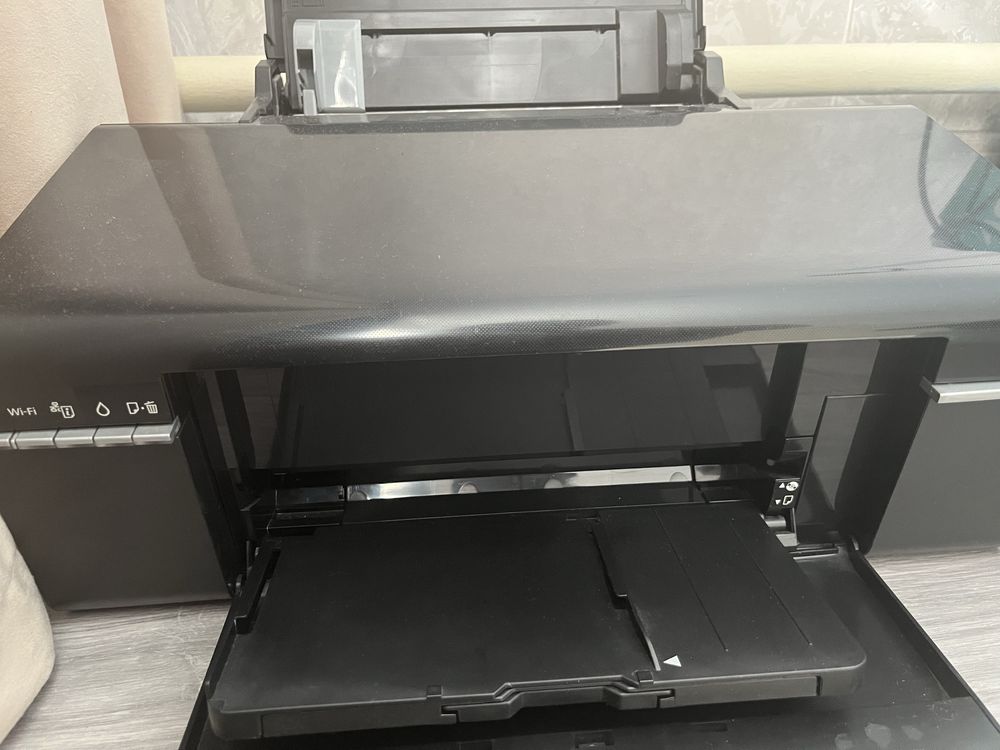 Цветной принтер 805L и черно-белый МФУ принтер HP