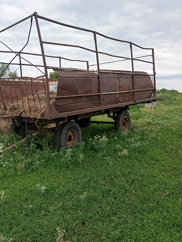 Трактор на сенокос