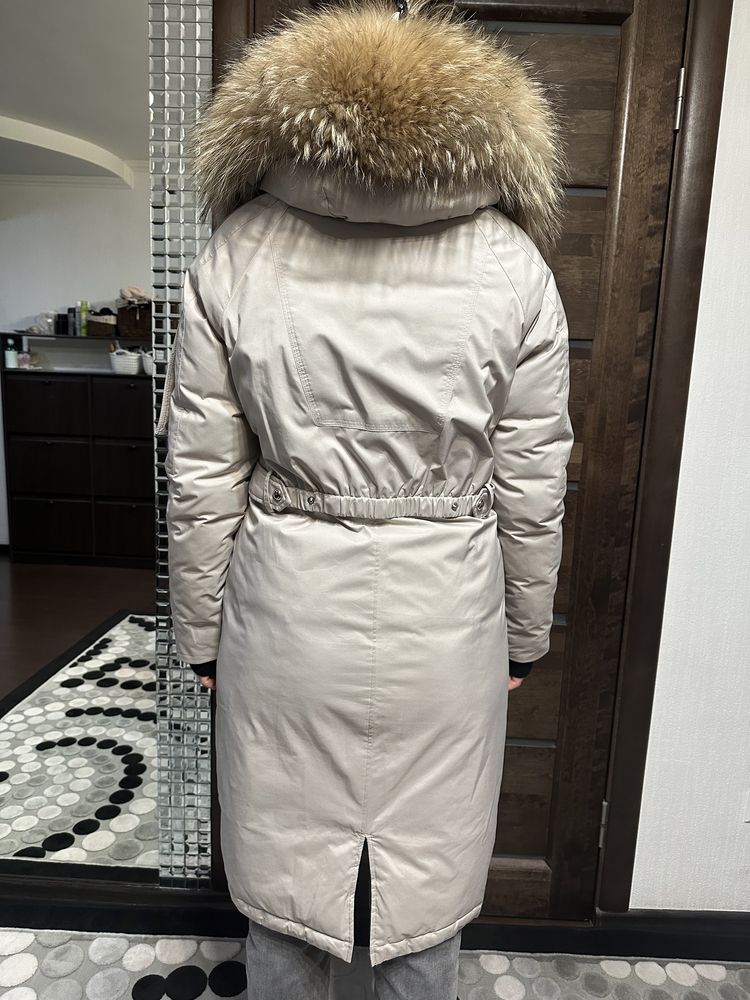 Зимний пуховик