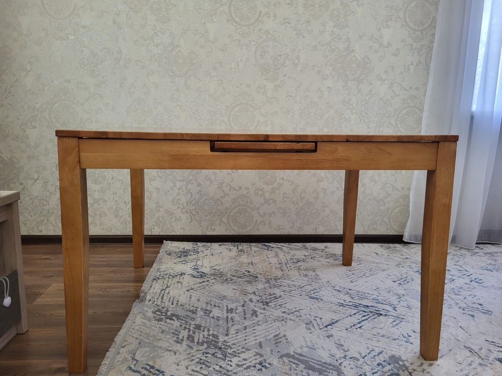 Стол и стулья комплект