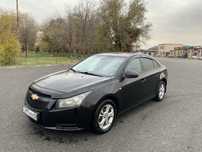 Продам машину chevrolet cruze