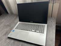 VivoBook ASUS laptop
