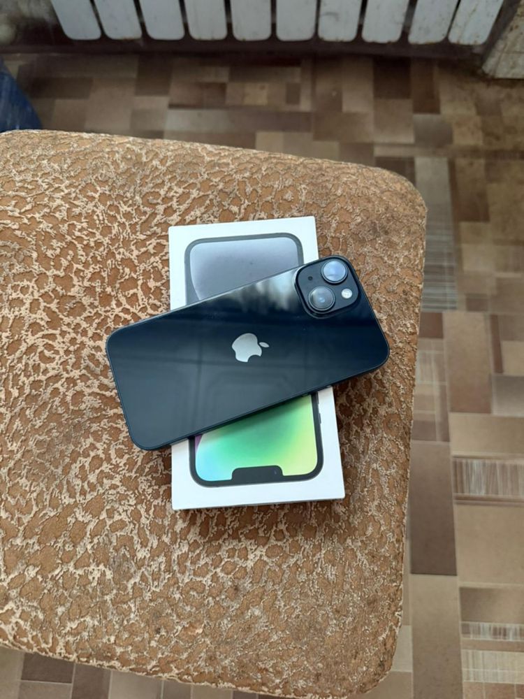 Телефон Iphone 14