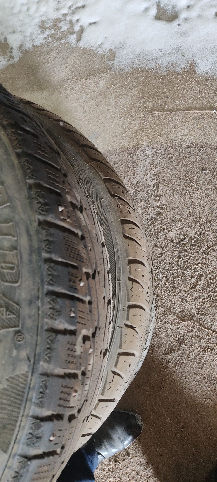 Резина на 215/60 R 16