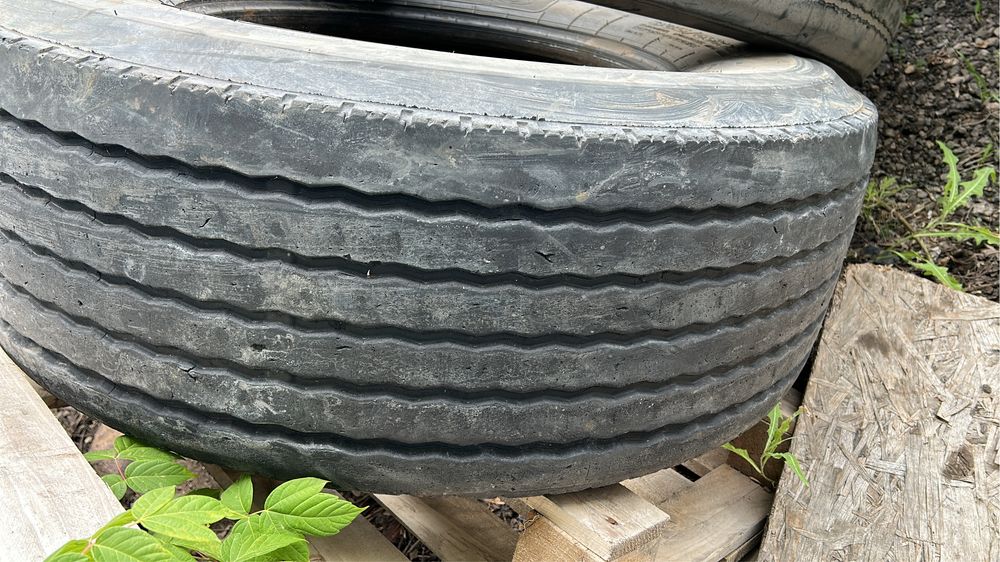 Автошина б/у прицепные 385/65/22.5