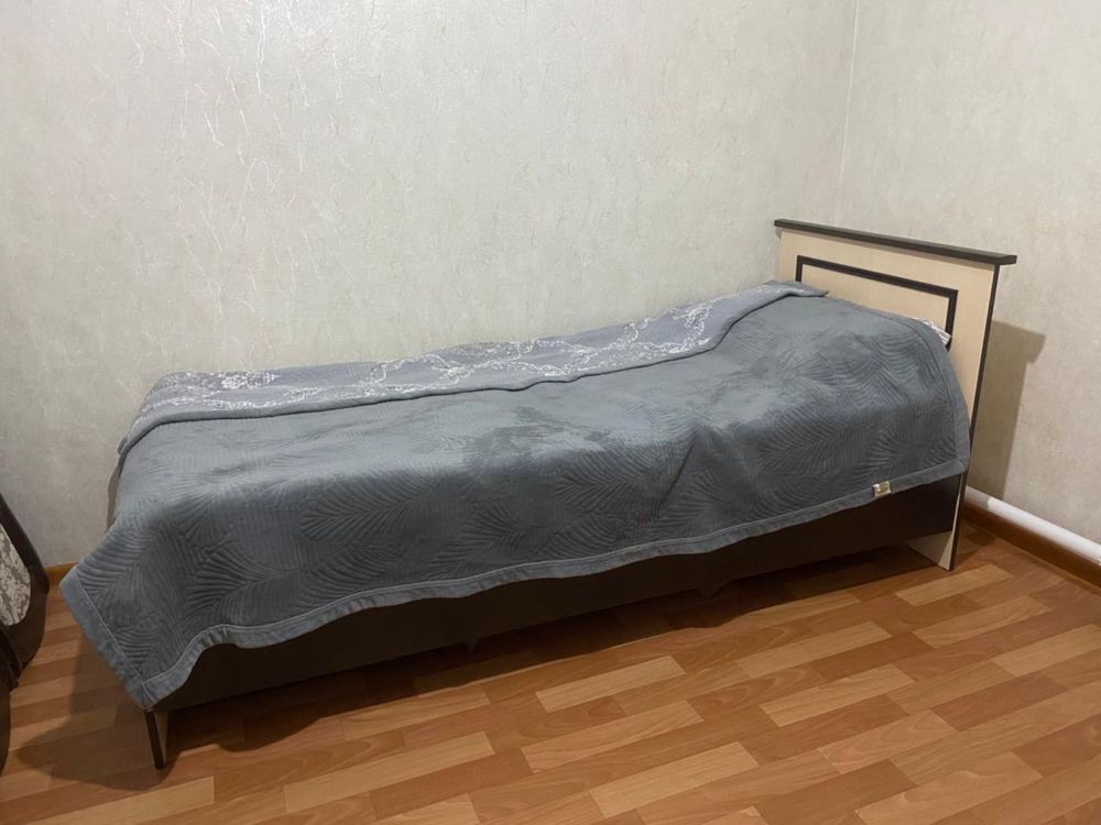 Продам шкаф и кровать в отличном состоянии