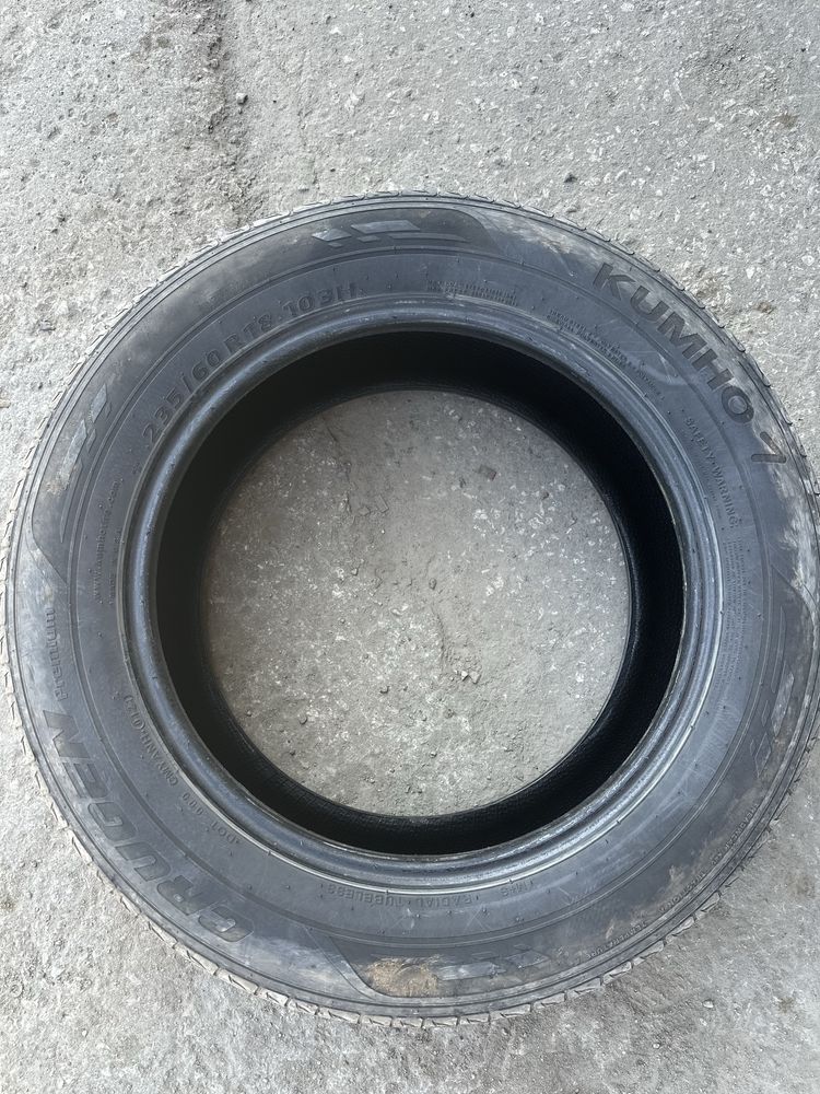 Покрышки б/у, размер 235/60 R18