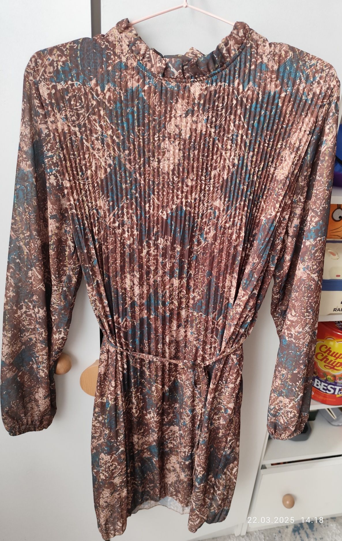 Платье женское продам