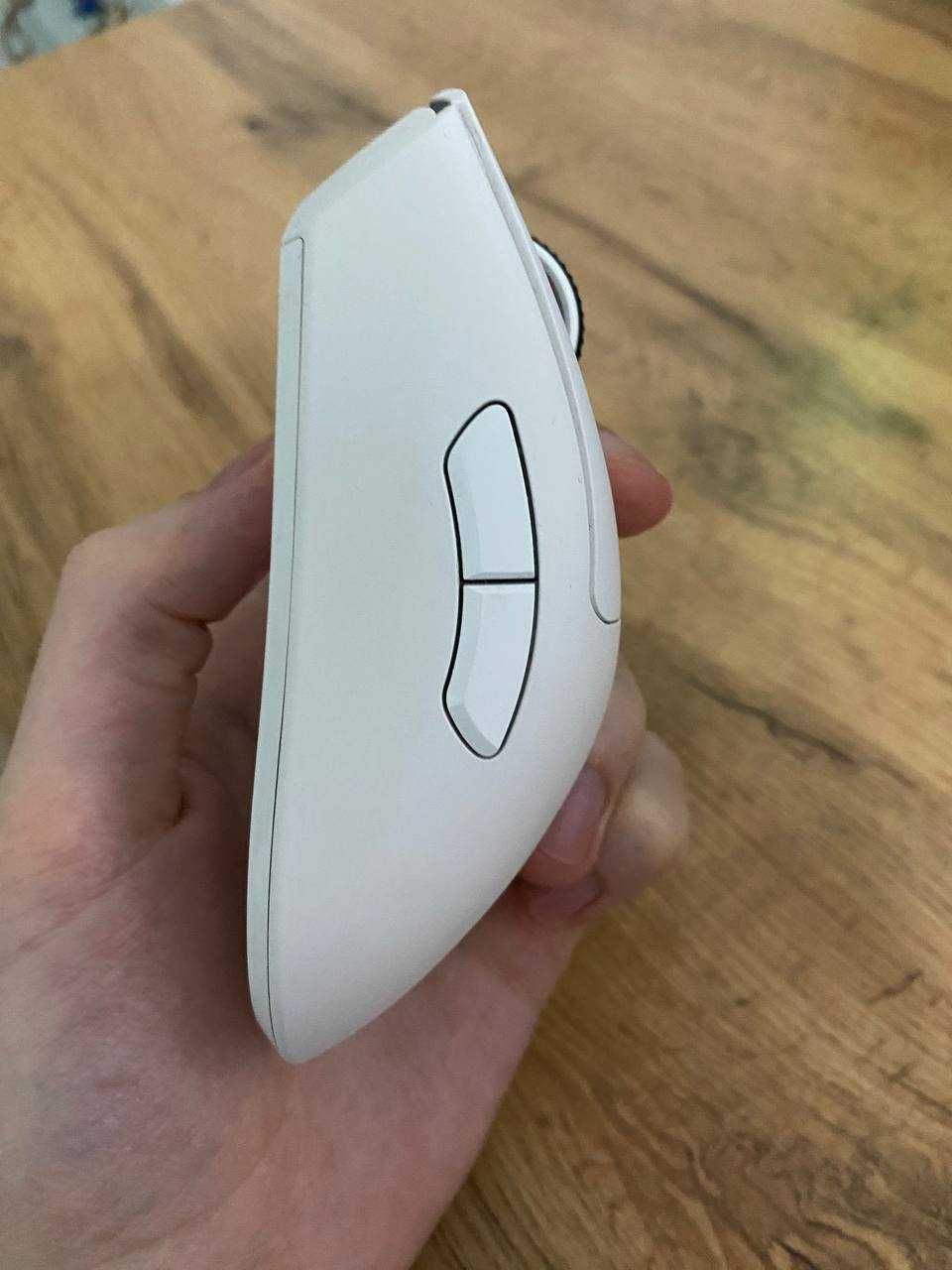 Razer DeathAdder V3 Pro + 8k Hz HyperPolling Dongle