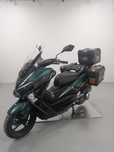 N-Max скутер 180 кубов