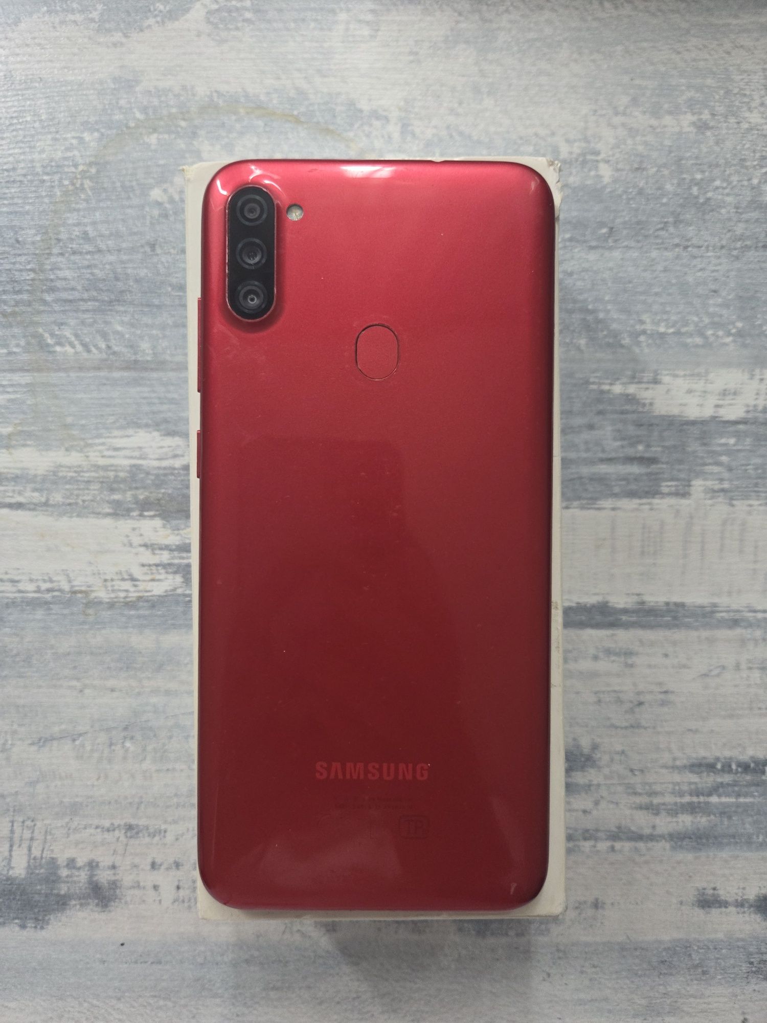 Телефон Samsung A11
