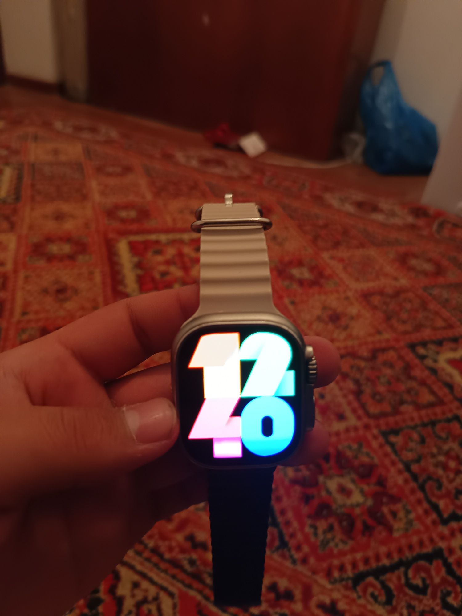 Часы HK8PROMAX б/у