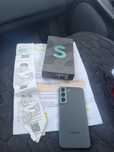 Samsung.     S22