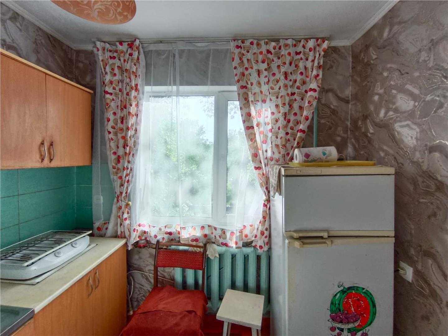 Продаю 2 комнатную квартиру в 22 микрорайоне.