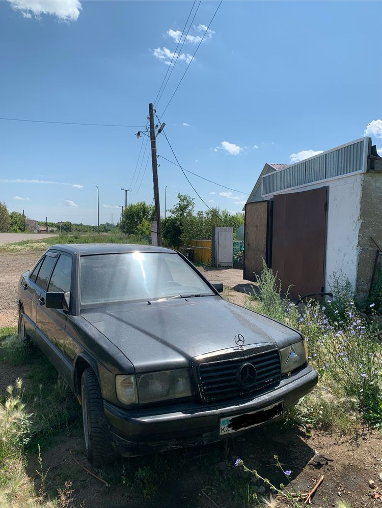Продам Мерседес 190