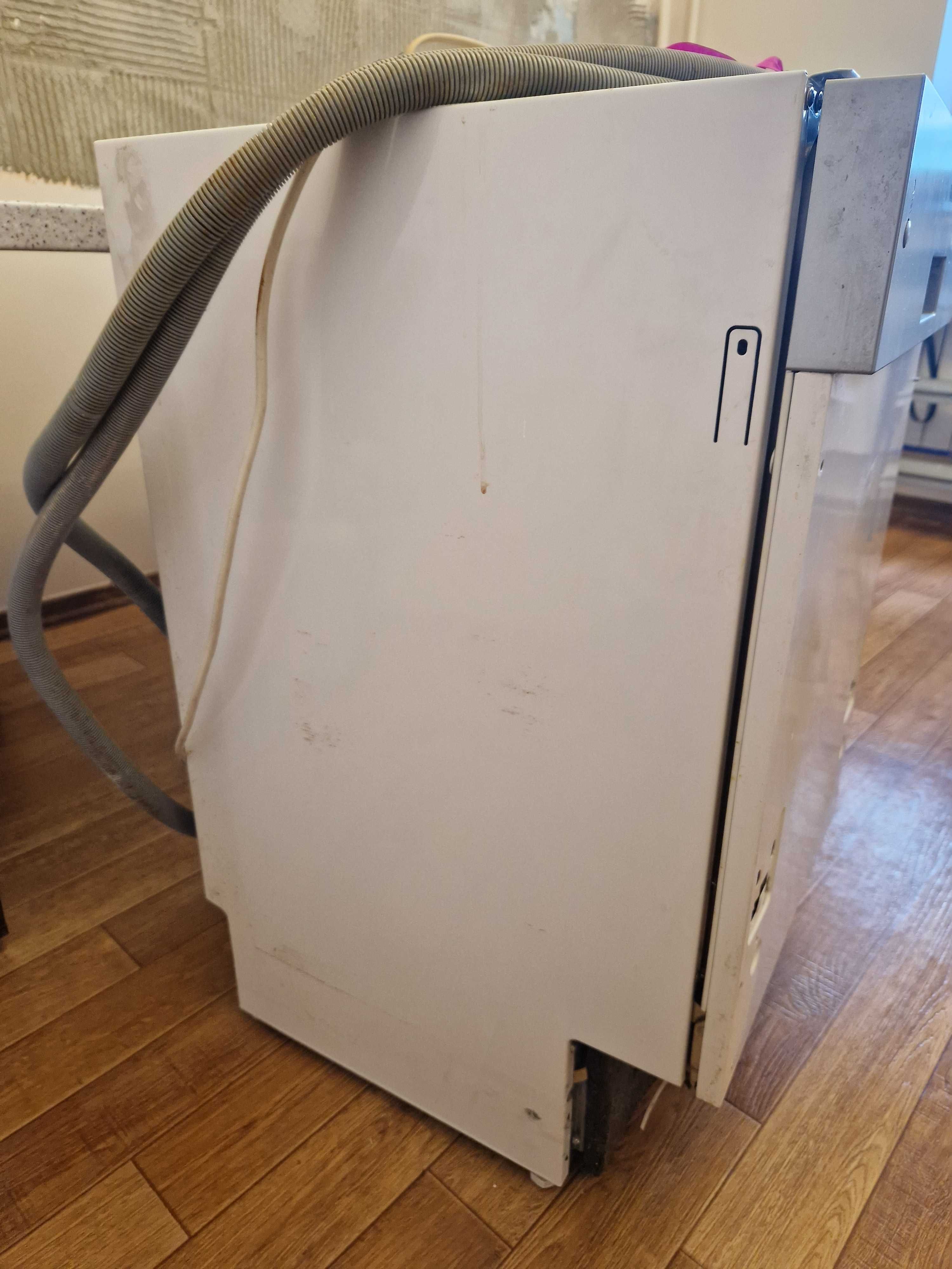 Продается посудомоечная машина Whirlpool ADG 455 IX в хорошем состояни