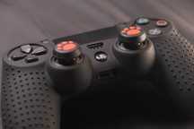 Оригинальный DualShock V2 для PS4™, на датчиках холла