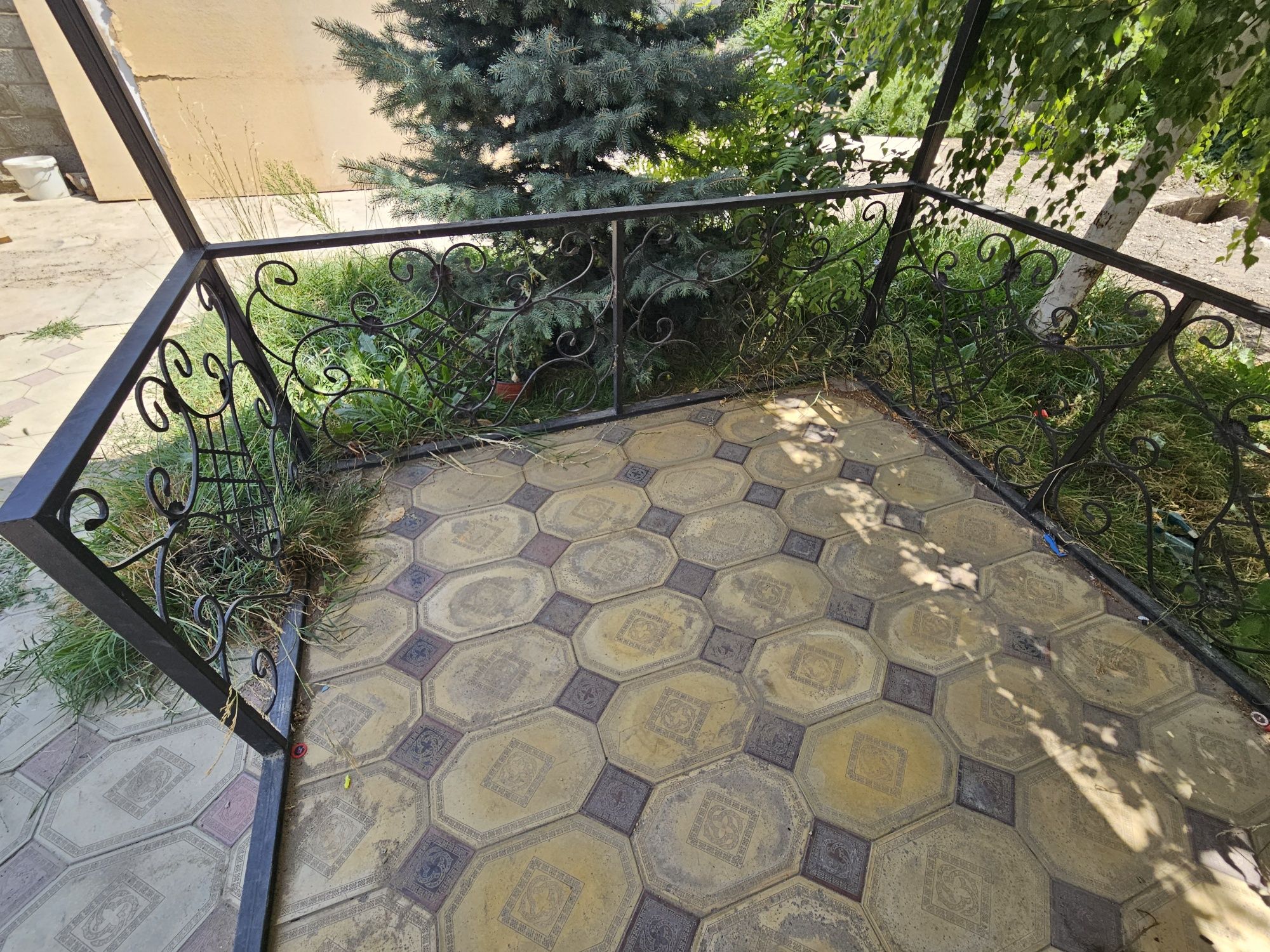 Продам беседку из металла