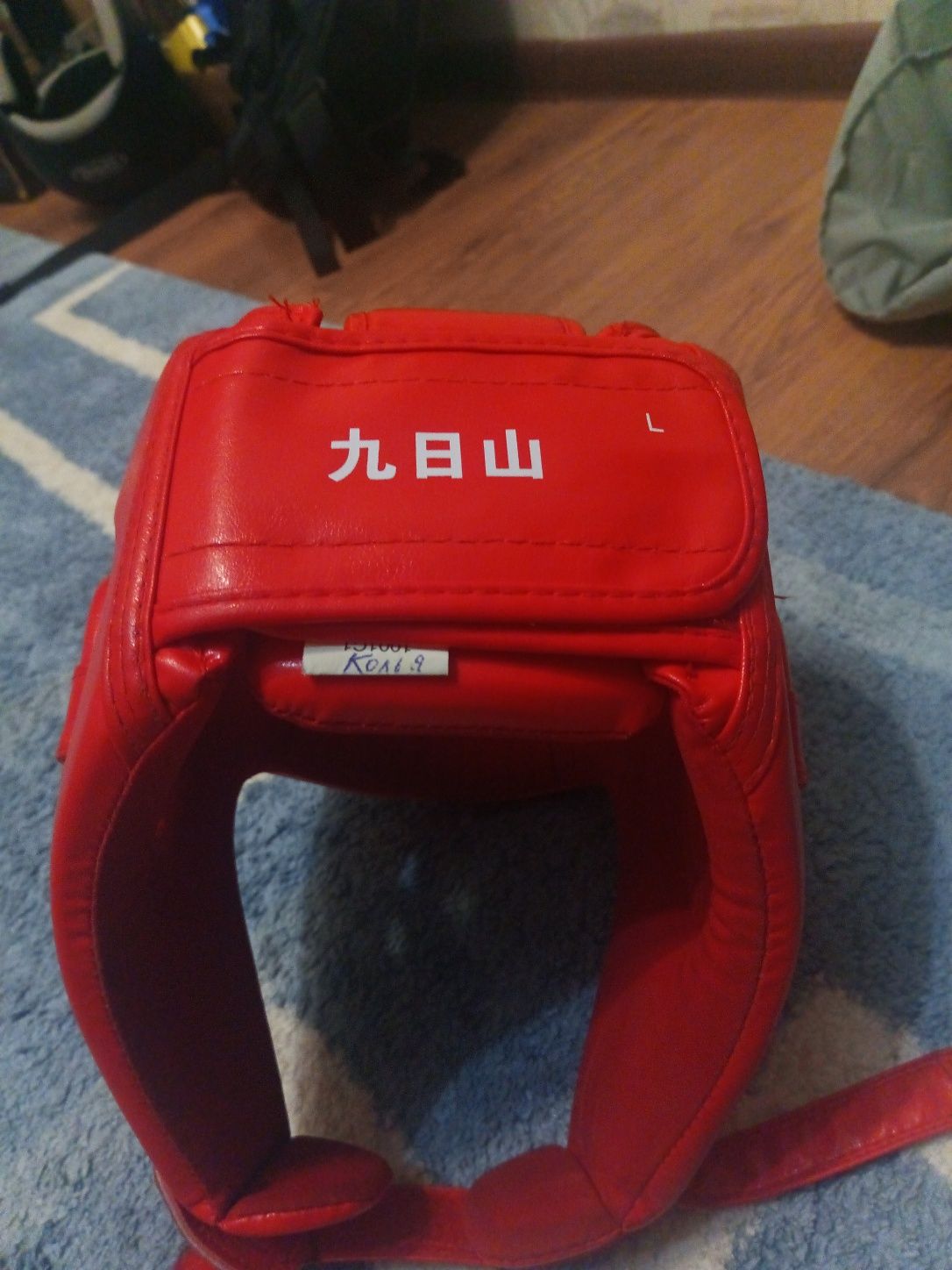 Шлем WESING красный боксерский
