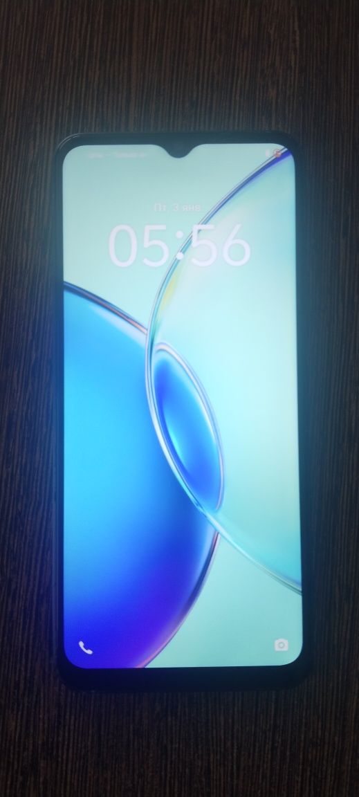 Продам VIVO Y17S.
