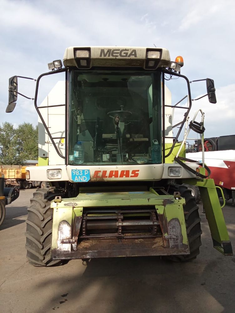Комбайн Claas mega 350