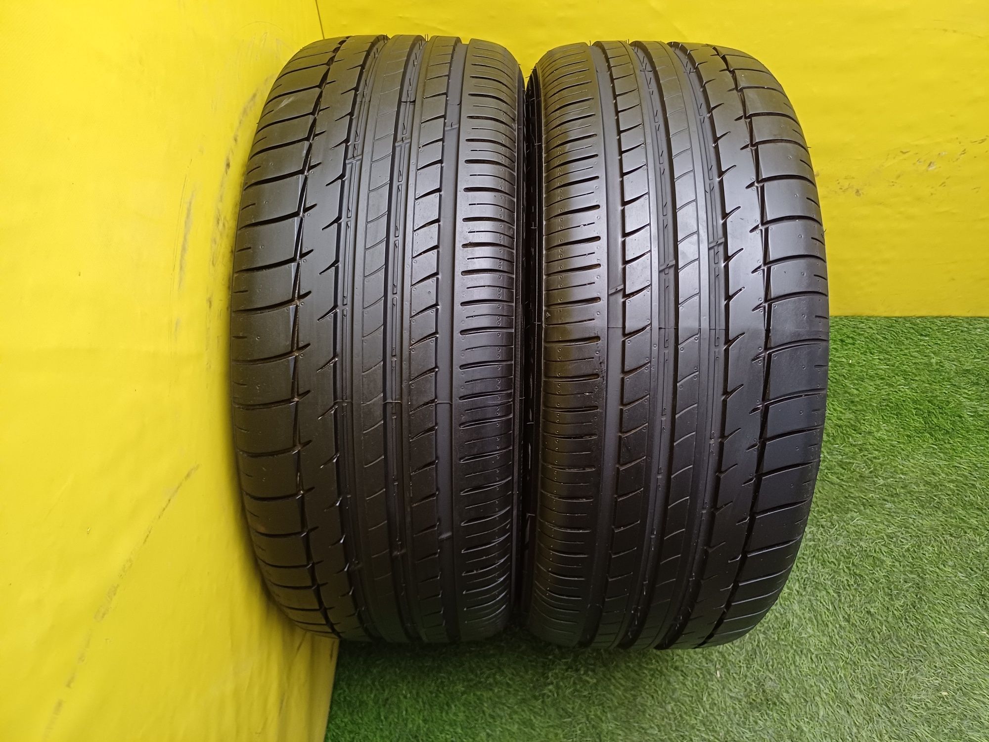 Шины 245/45 R19 Triangle пара.