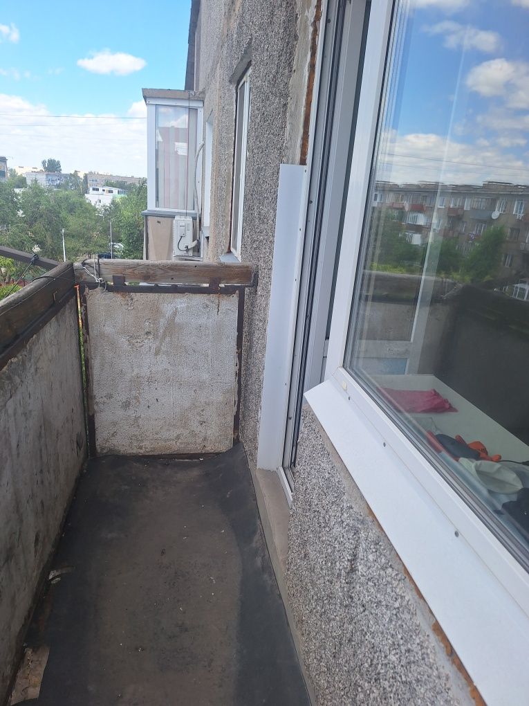 Продам 2-х комнатную улучшеную квартиру