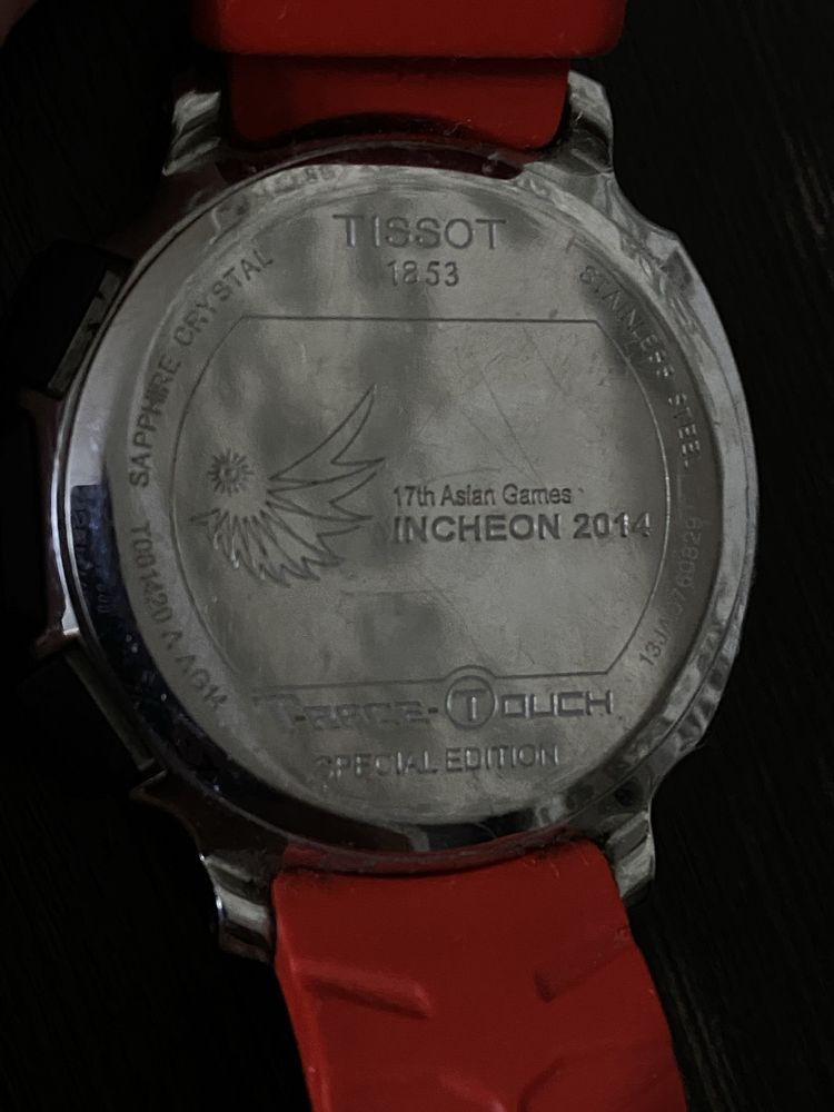 Продам оригинальные часы Tissot T-race Touch