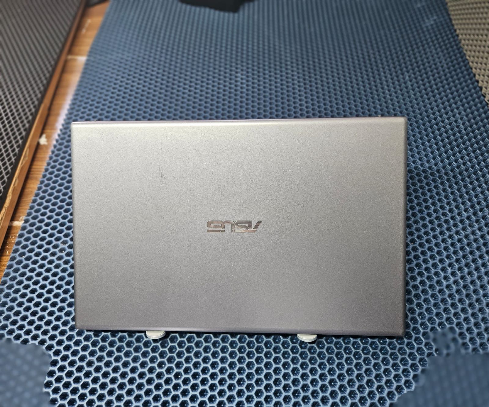 ASUS PRIME /512 gbM2 SSD/8gb ddr4/тонкие рамки/ips/win 10pro.
