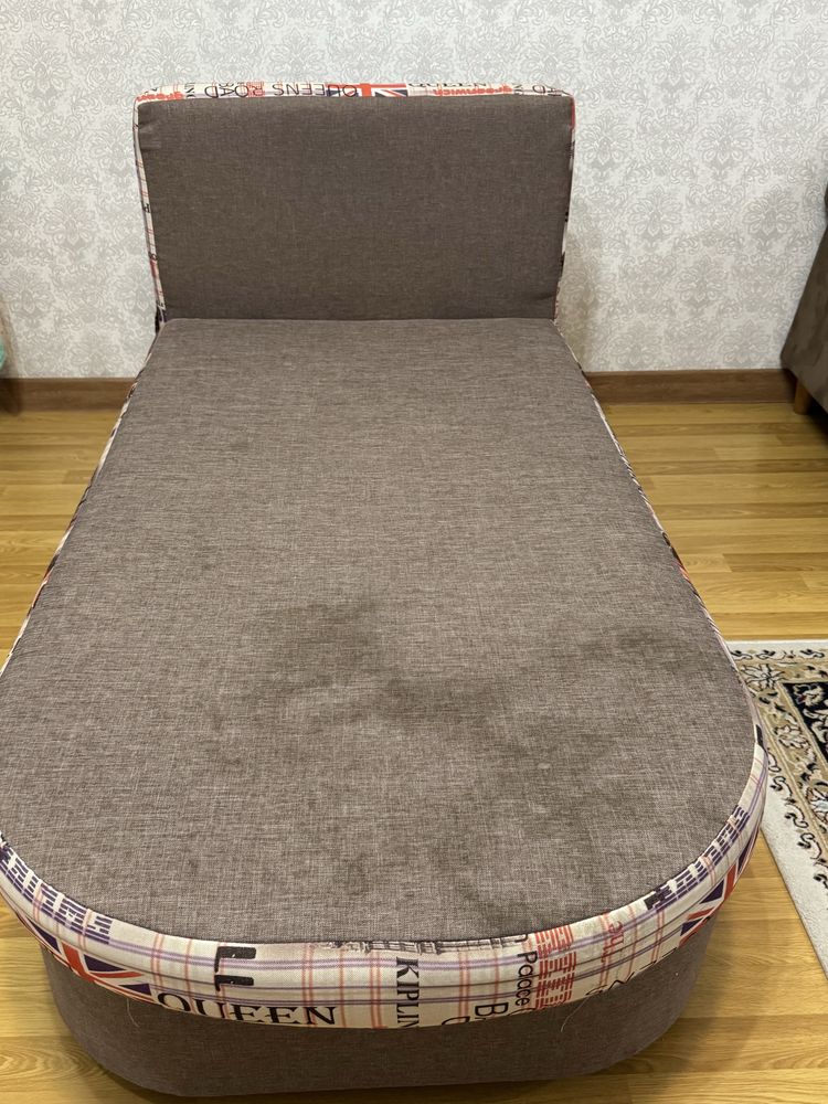 Продам детский диван