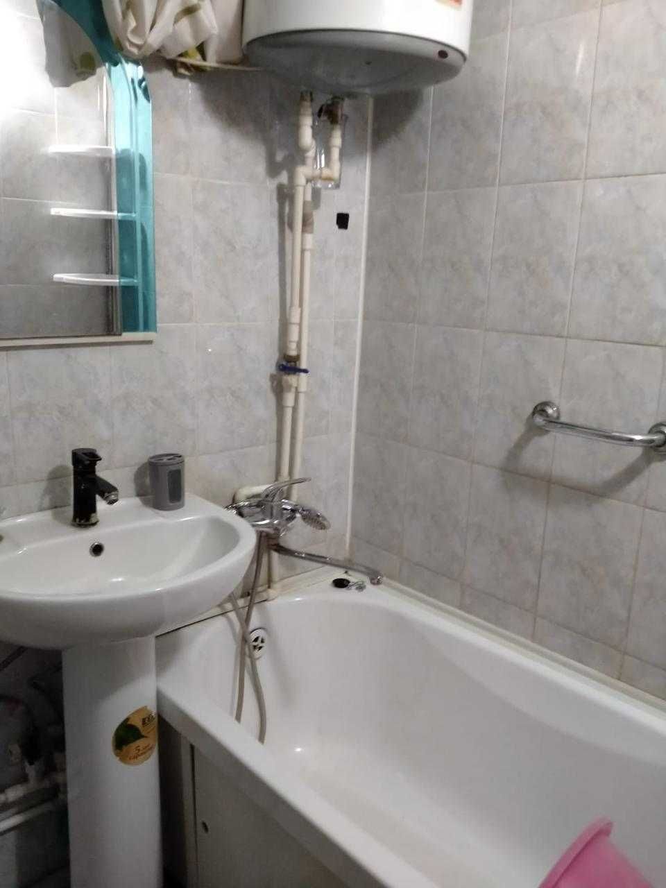 Продам 1-комнатную квартиру в 16-м микрорайоне