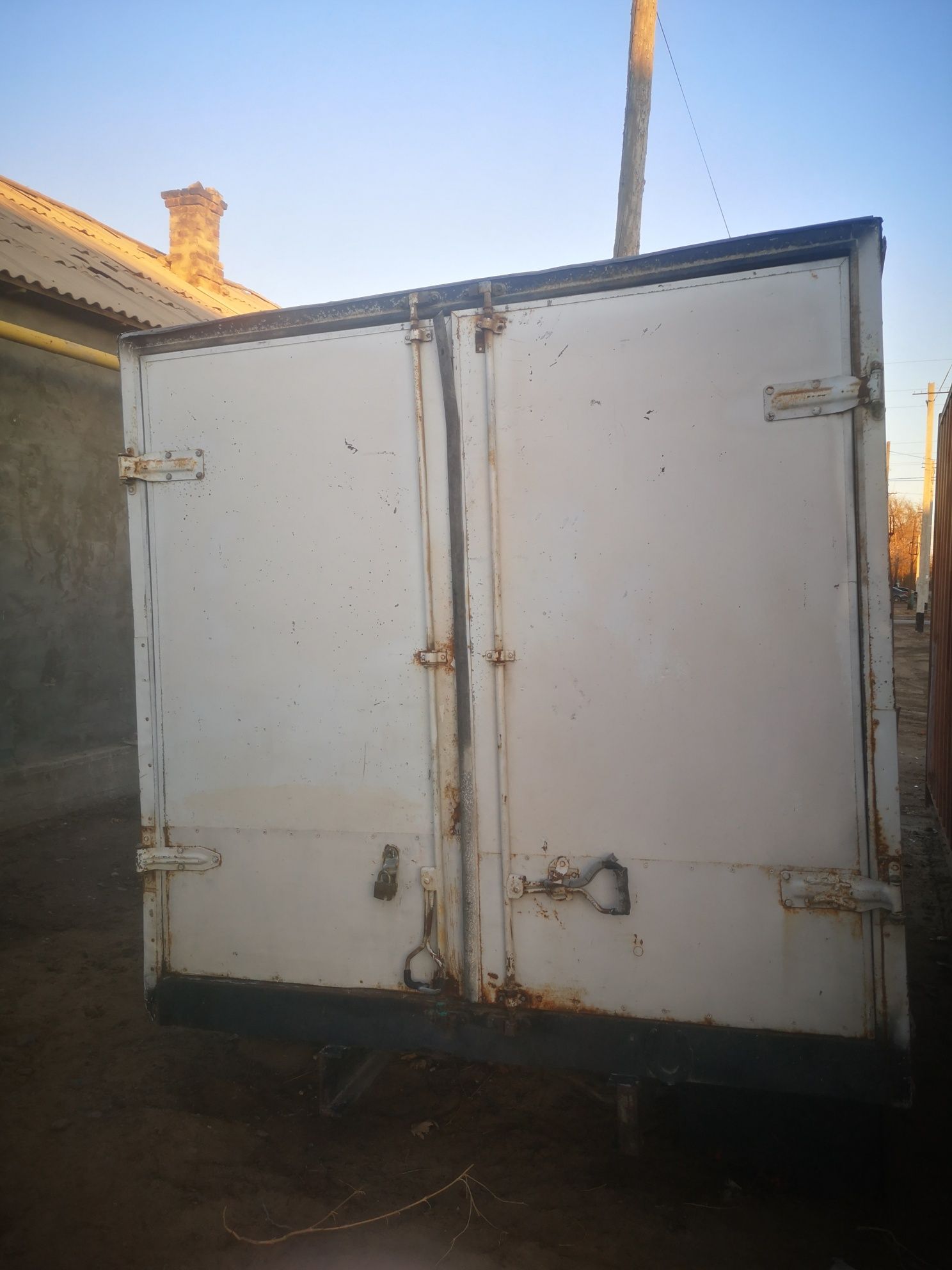 Сдам в аренду термобудку,50 тыс., оцинкована, утеплена,размер 3,2х2,2