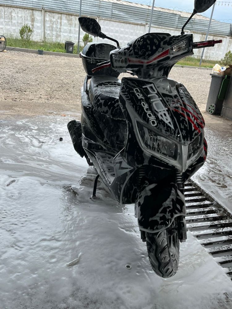 Продам мопед м8 125 куб