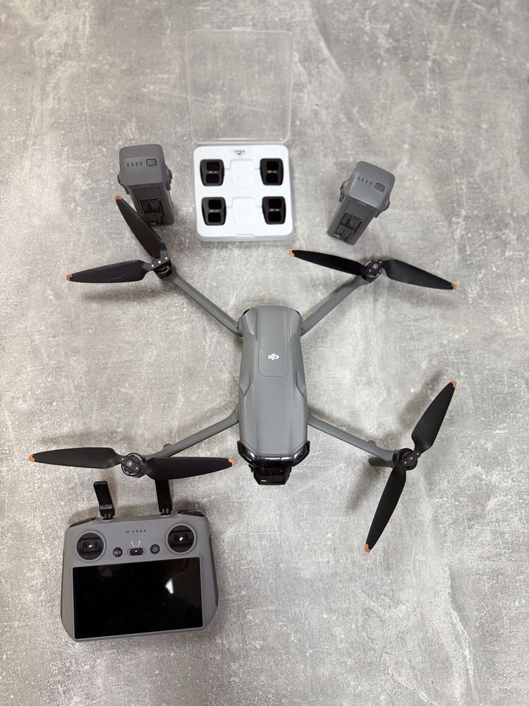 Дрон Dji Air 3 в продаже