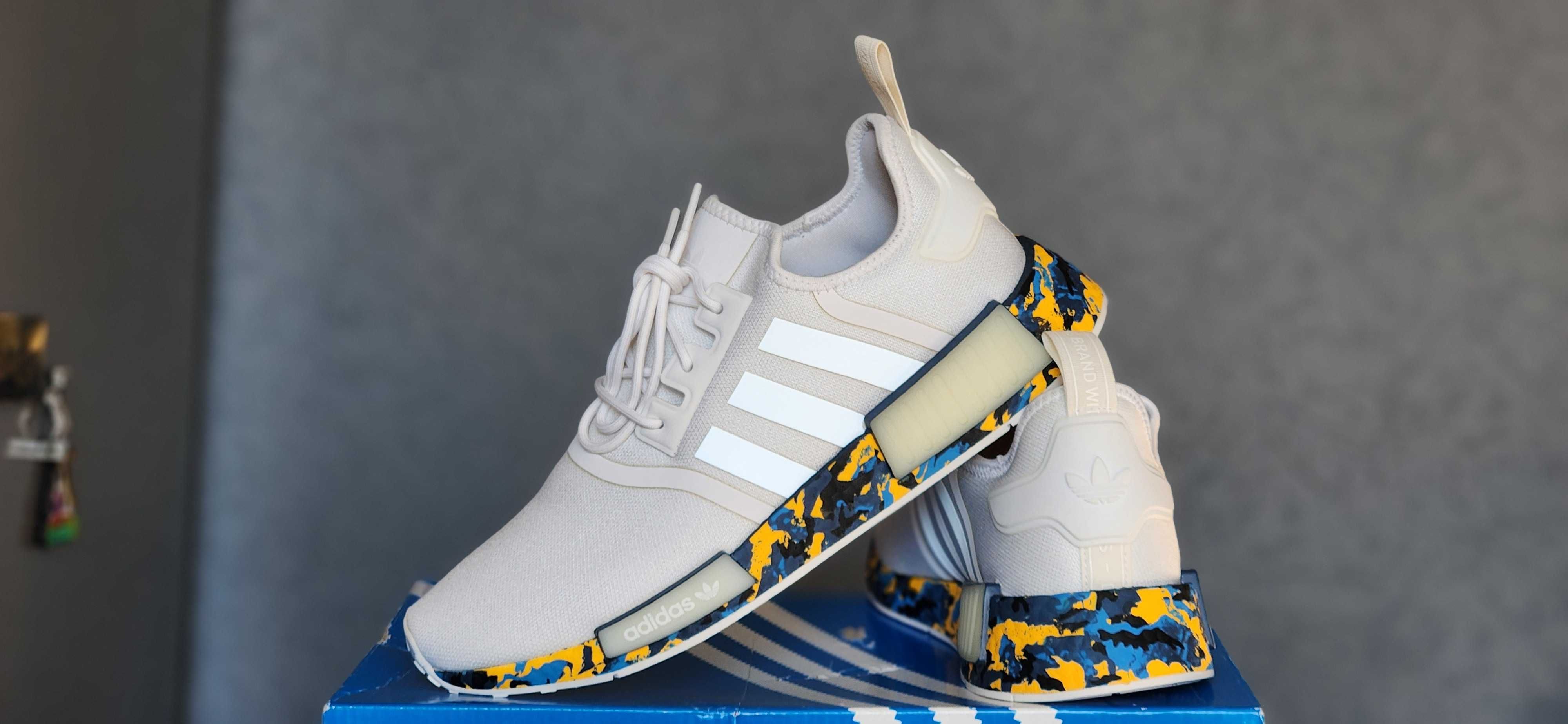 Новые кроссовки Adidas NMD R1