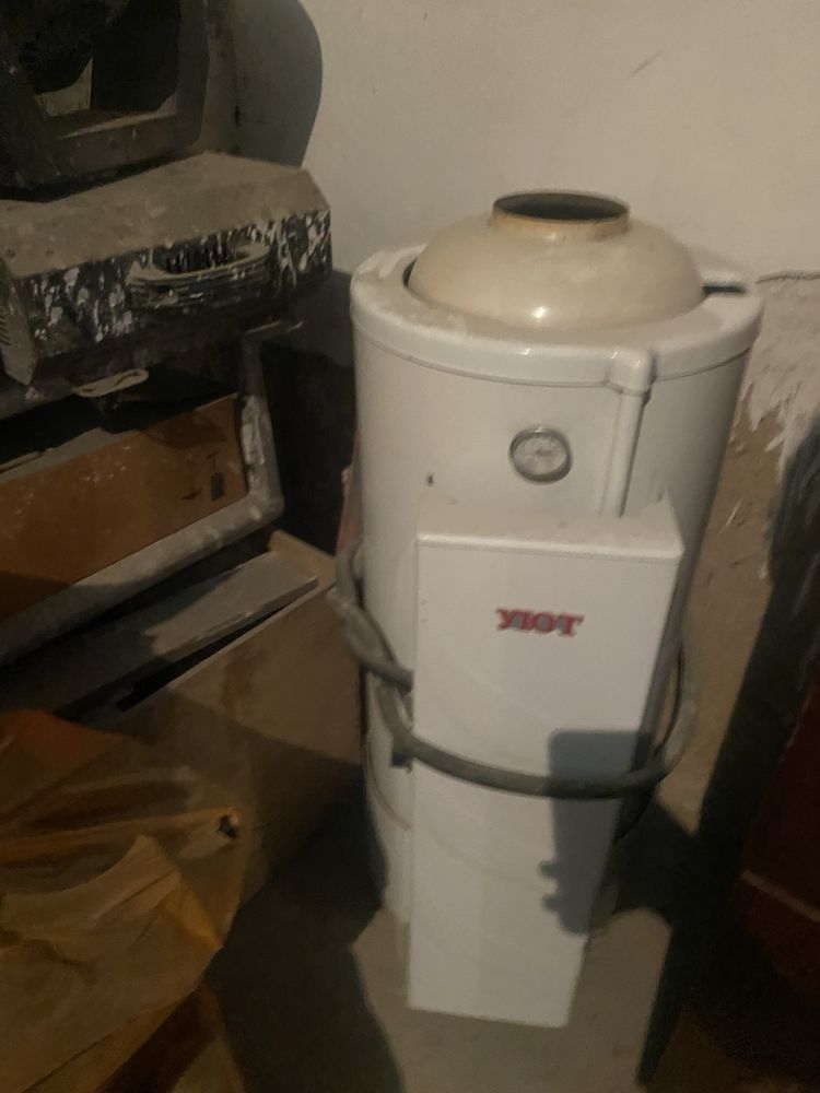 Продам газовый печ. В идеалном сост. бу