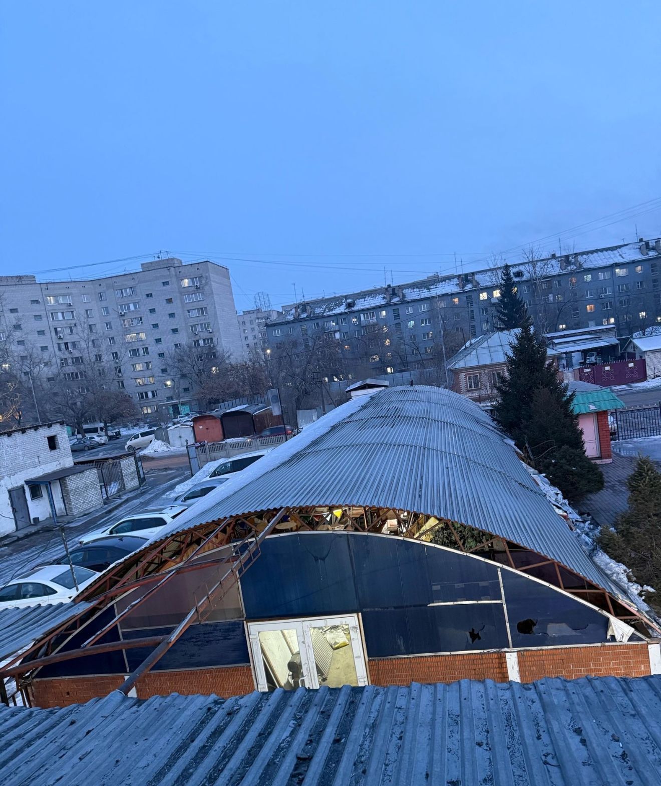 Продается металлоконструкция, готовая крыша.