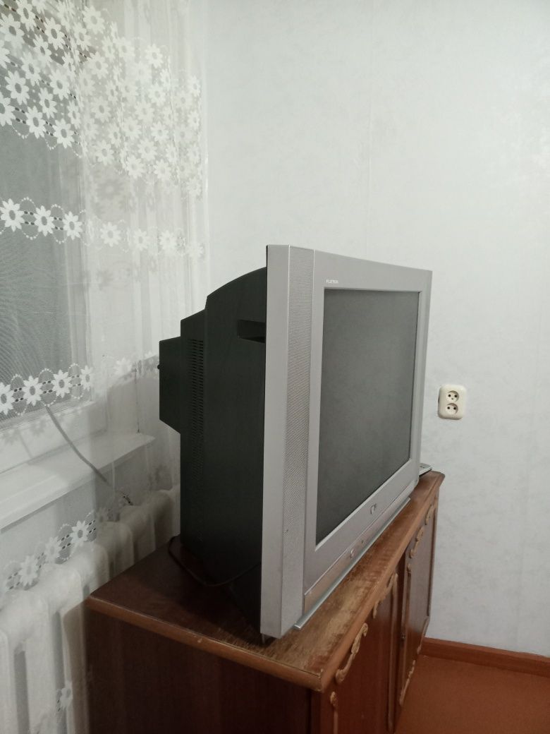 Продам Телевизор LG