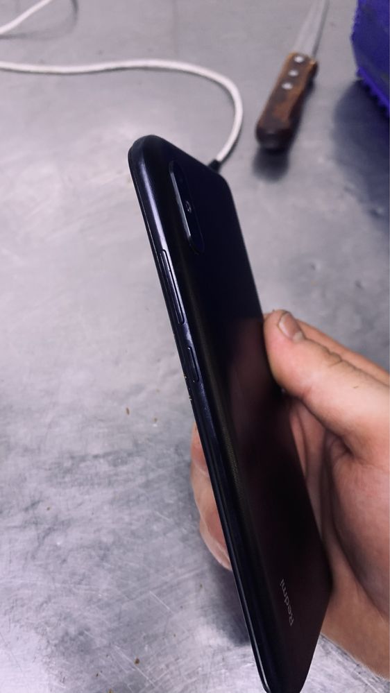 redmi 9A 32Gb в среднем состаяния