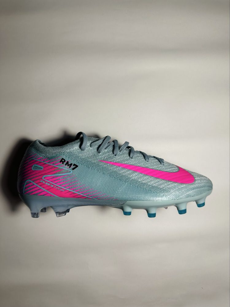 Футбольные бутсы Бутсы Nike Mercurial