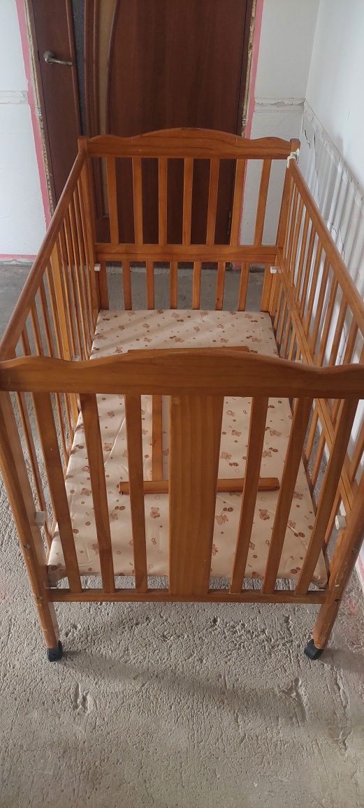 Манеж для детей до 4-5 лет