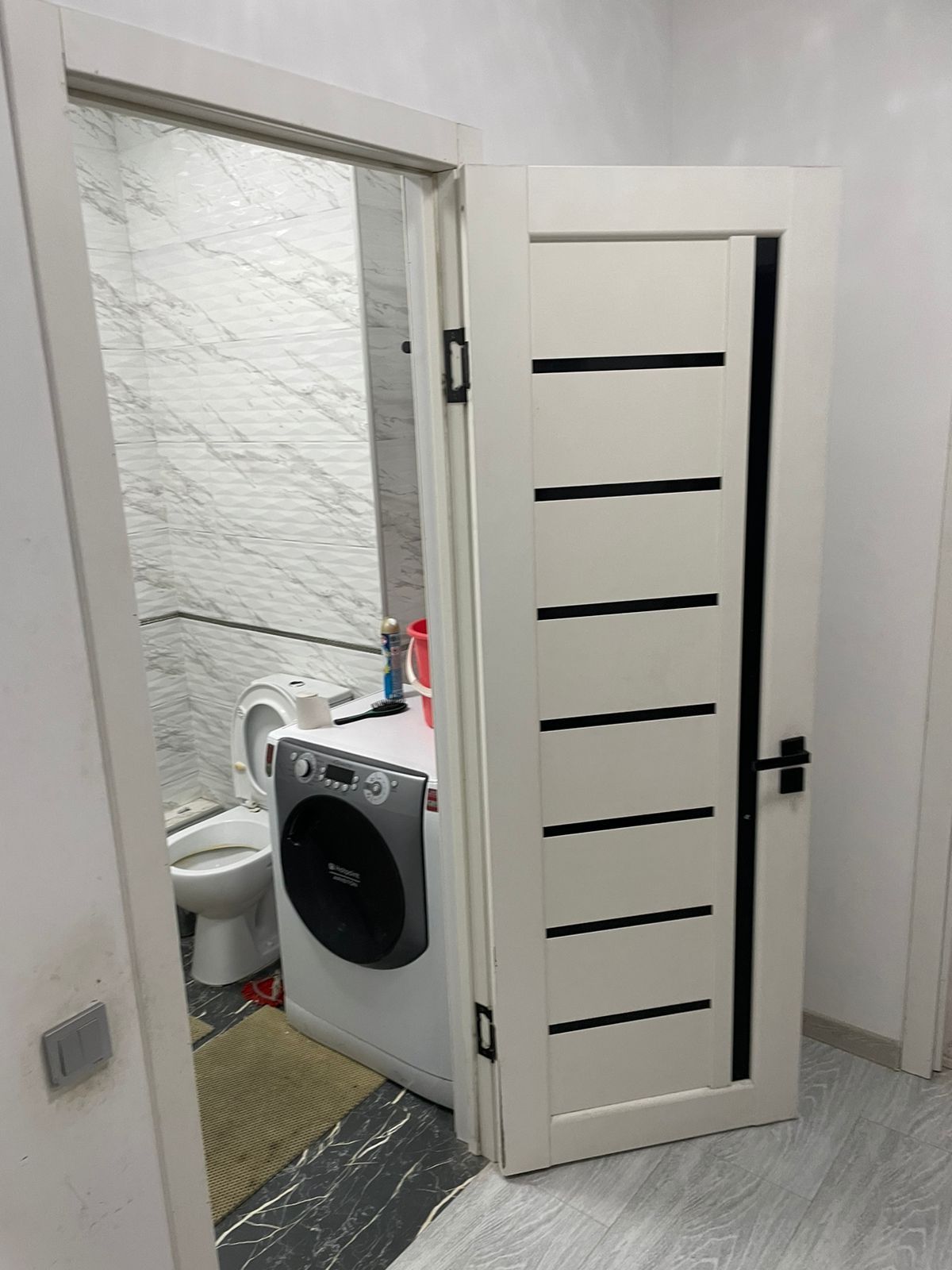 Установка межкомнатных дверей