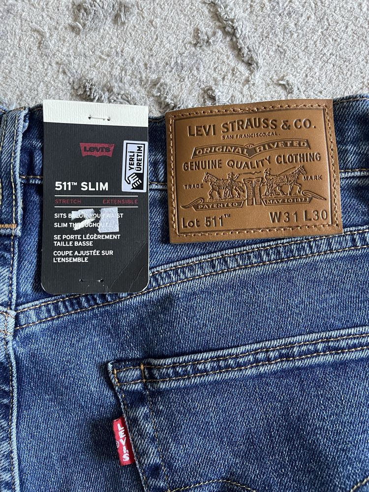 Продам джинсы levi’s абсолютно новые